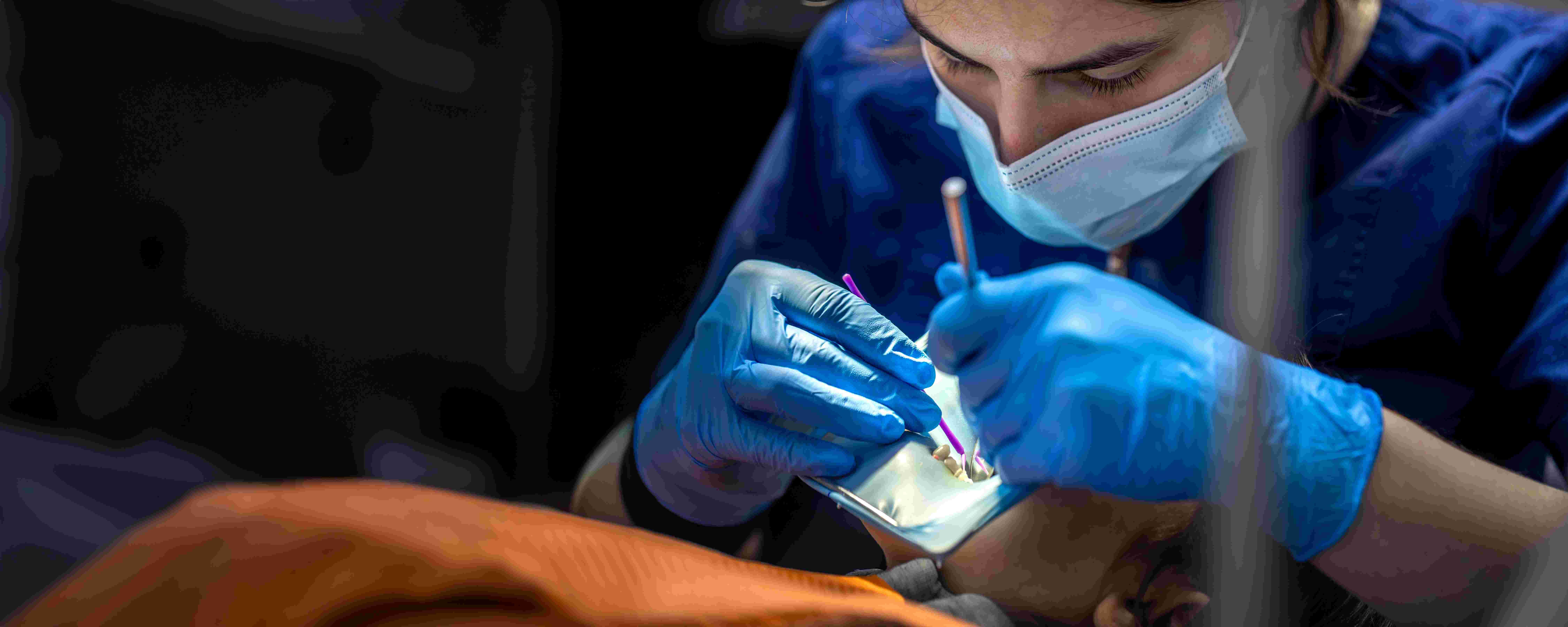 ALLEINBEHANDLUNG - Praxis in Zeiten immer geringerer Persojnalressourcen - so bleiben Sie behandlungsfähig.